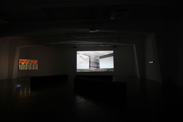 did i? (installation view), Hiraki Sawa  artclub1563, Seoul,  2011, photo © Hiraki Sawa