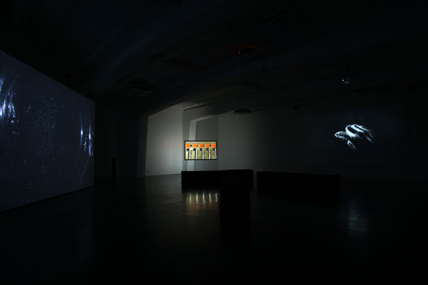 did i? (installation view), Hiraki Sawa  artclub1563, Seoul,  2011, photo © Hiraki Sawa