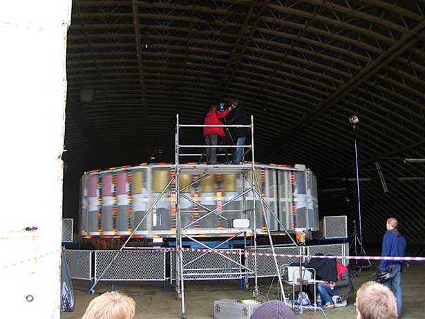 The Life Size Zoetrope, Mark Simon Hewis